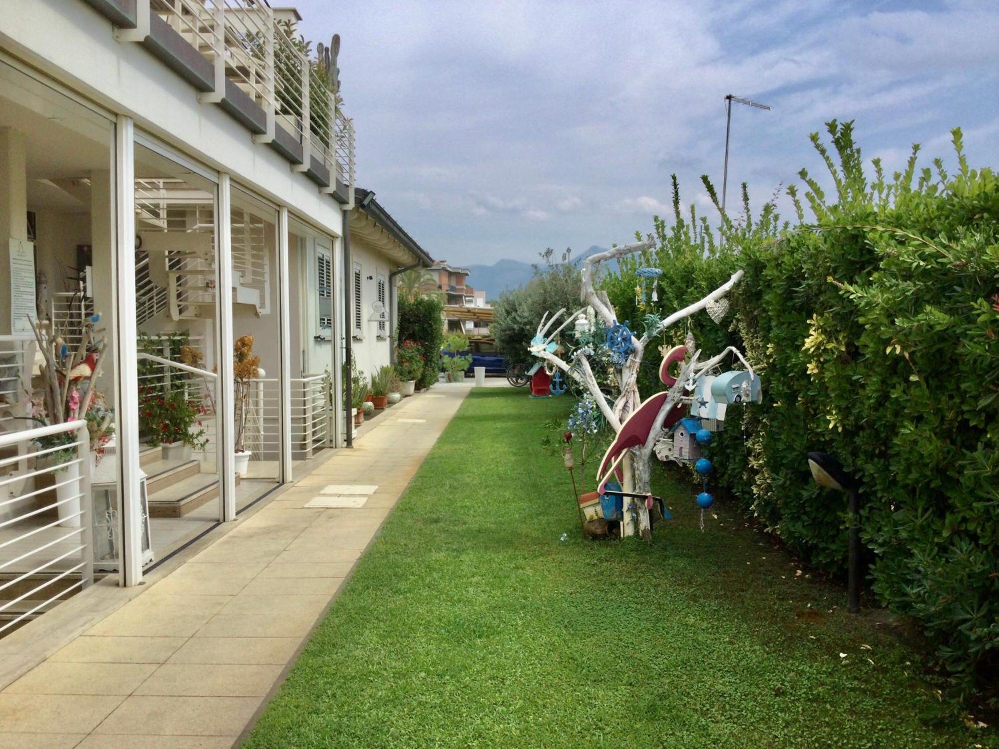 Danio Beach House Lido di Camaiore Ngoại thất bức ảnh